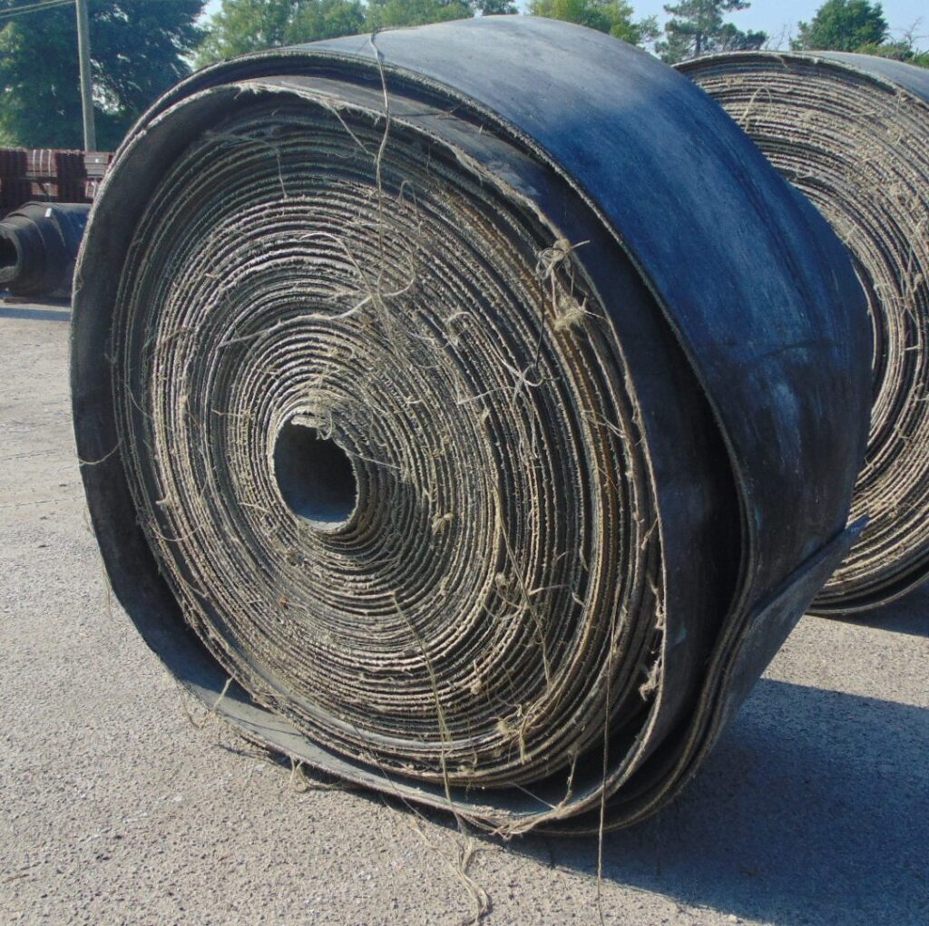 28" x 504' x 3/4" Used conveyor belt, Williston, SC — EZA-00237