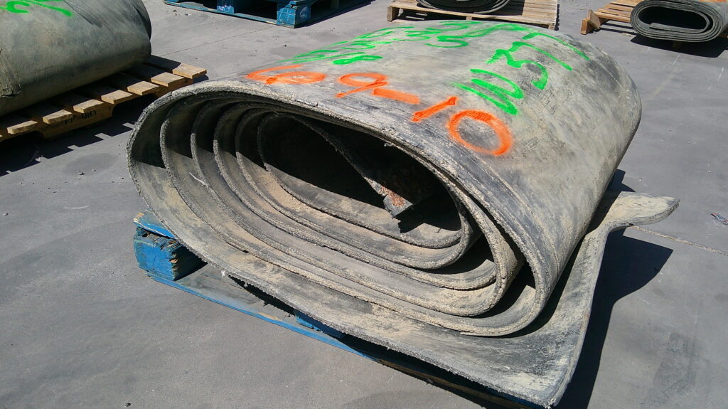 35" x 38' x 5/8" Used conveyor belt, Fort Mohave, AZ — EZA-00266