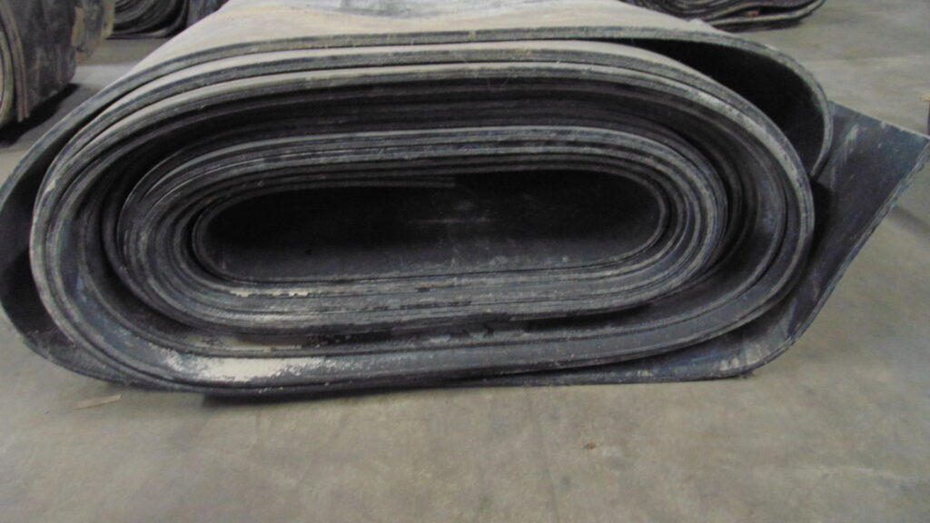 36" x 26' x 3/8" Used conveyor belt, Maquoketa, IA — EZA-00506