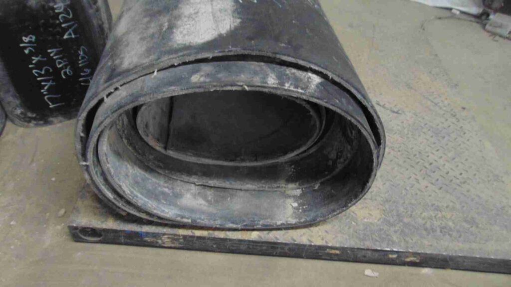 34" x 25' x 1/2" Used conveyor belt, Maquoketa, IA — EZA-00500