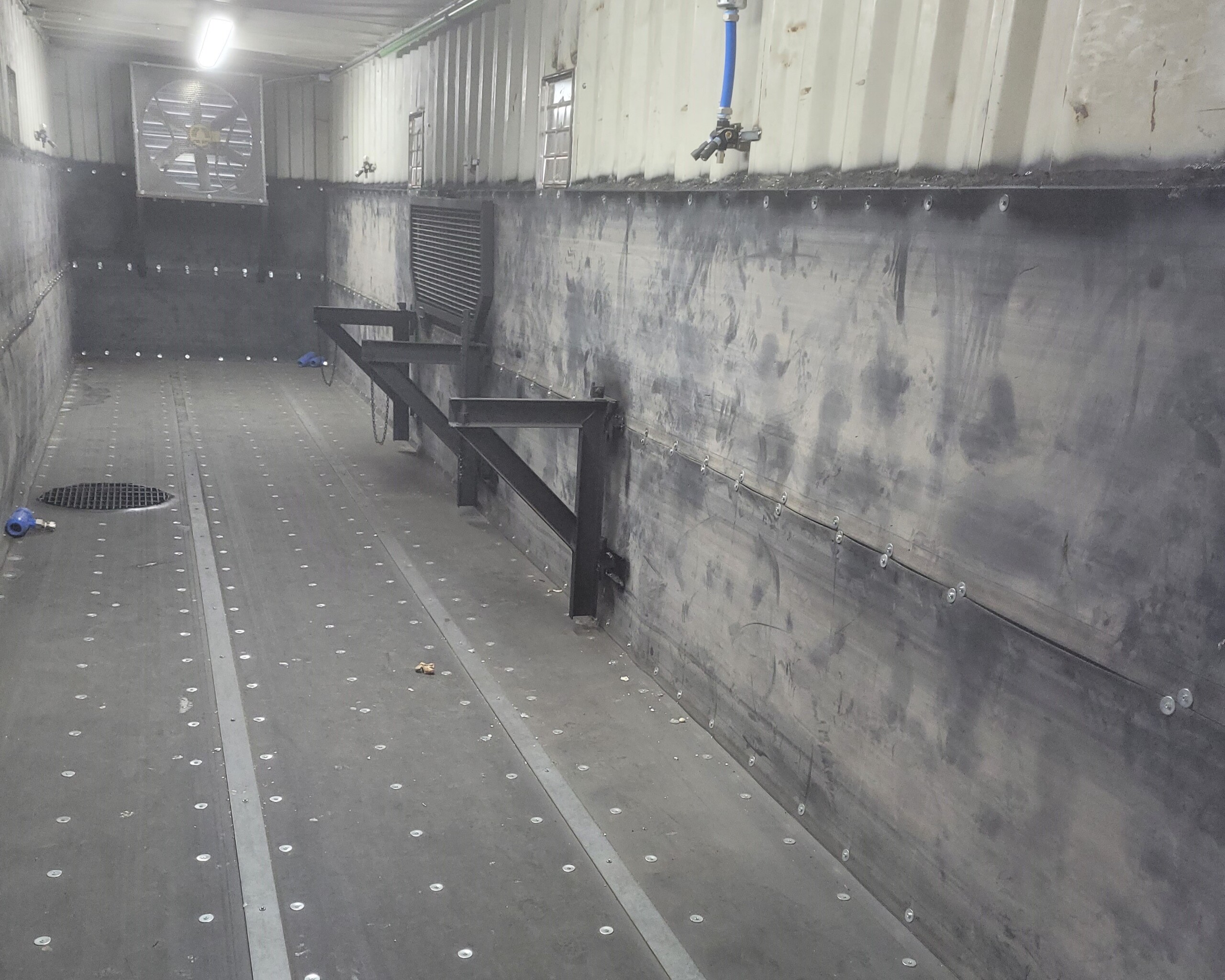31.5" x 12' x 3/8" Used conveyor belt, Maquoketa, IA — EZA-00490